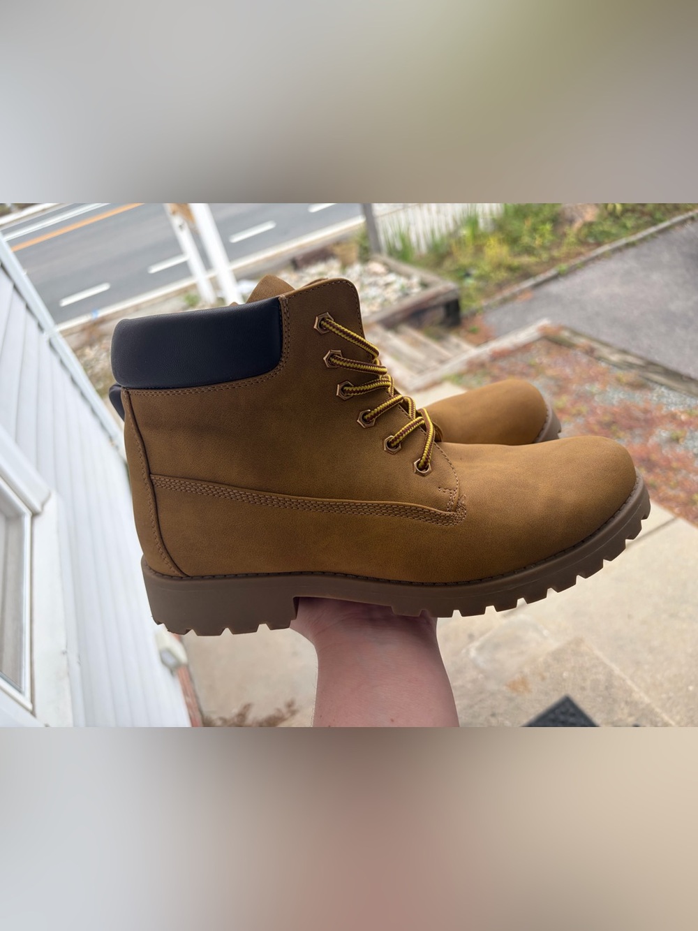 SO Men's Tan Work Boots with Black Collar